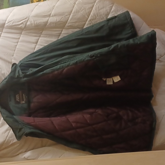 Green Winter Jacket - Picture 3 of 3